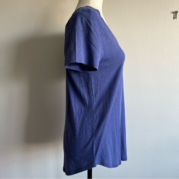 NWT LOFT Soft Blue Scoop Neck T Shirt - Picture 4 of 10